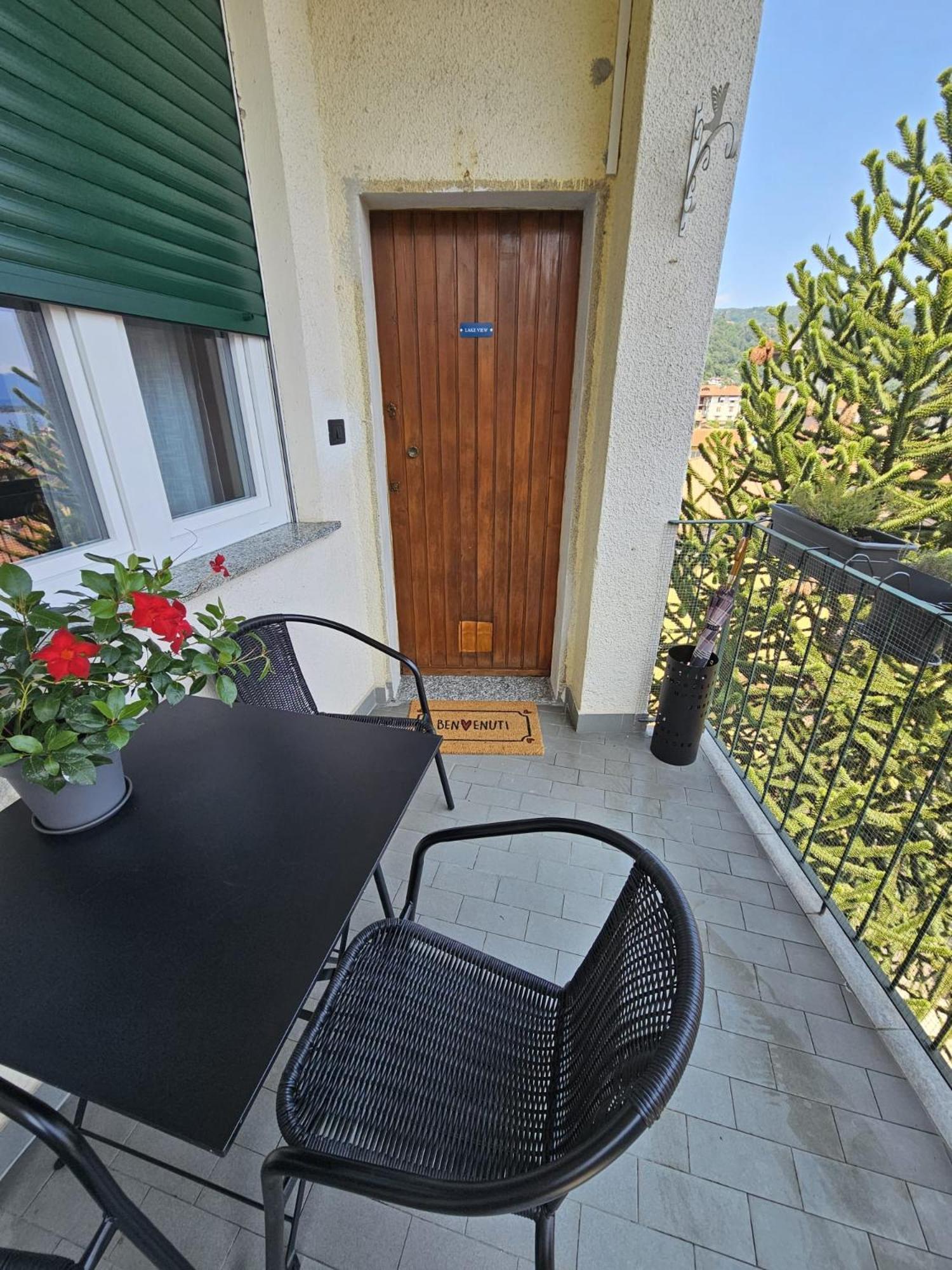 Lake View Meina Exterior foto